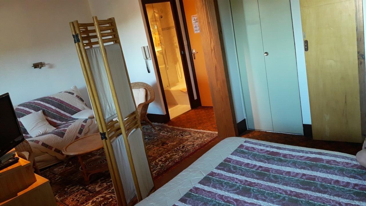 Hotel Le Chalet Sembadel Luaran gambar